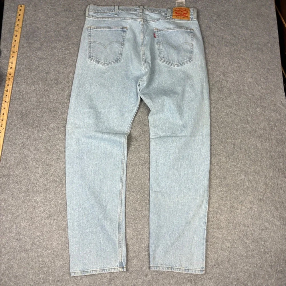 Levis 505 Regular Fit Light Wash Blue Denim Jeans Mens 40x32 Straight Leg